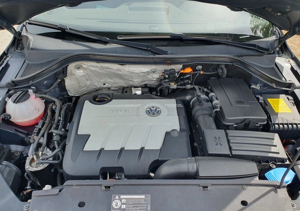 Volkswagen Tiguan cena 29500 przebieg: 194000, rok produkcji 2008 z Kostrzyn małe 704